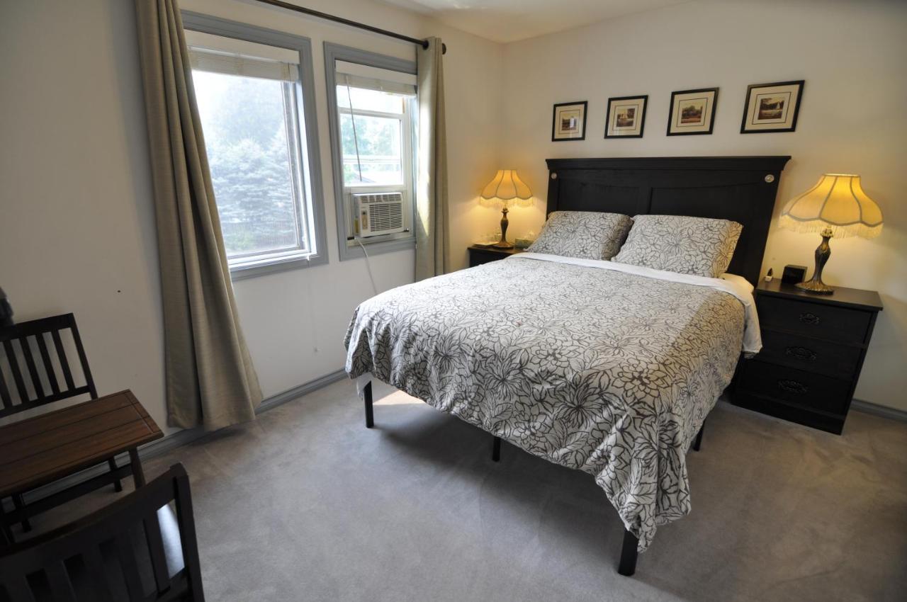 Cornerstone Bed And Breakfast Revelstoke Dış mekan fotoğraf