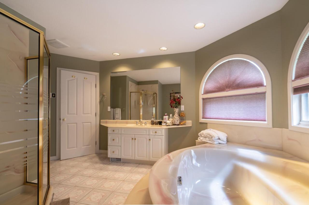 Cornerstone Bed And Breakfast Revelstoke Dış mekan fotoğraf